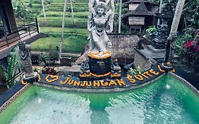 Junjungan Suite